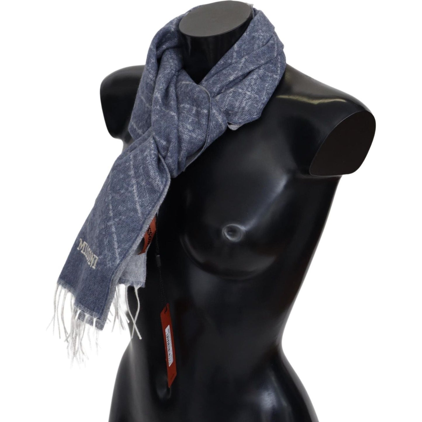 Missoni Elegant Cashmere Scarf with Signature Pattern Missoni