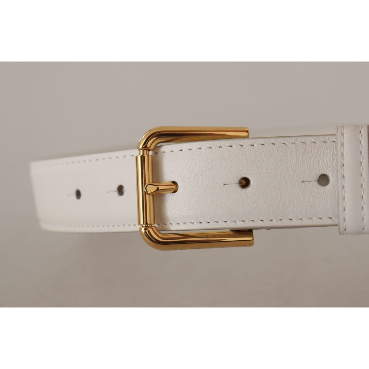 Dolce & Gabbana Chic White Leather Belt with Gold Engraved Buckle Dolce & Gabbana