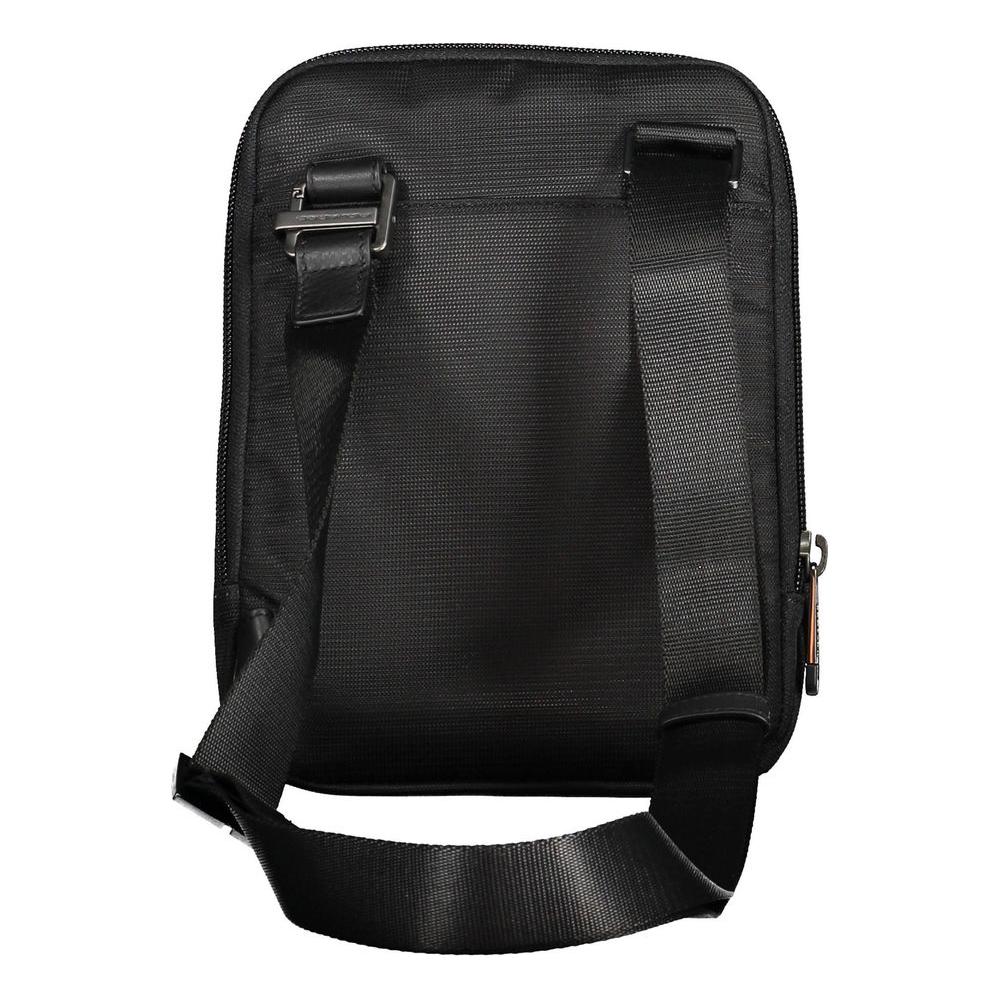 Front view with bag zipped and handles upright.