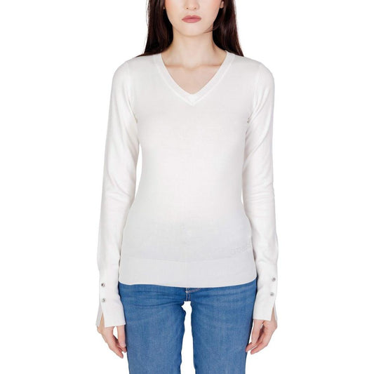 Guess White Cotton Tops & T-Shirt Guess